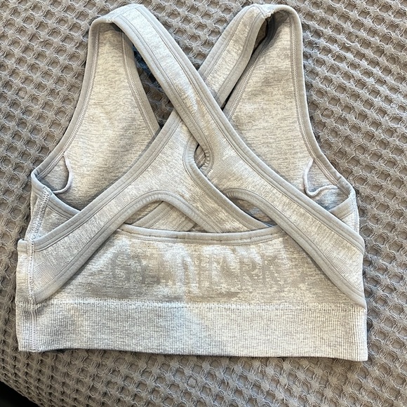 GymShark Sports Bra & Leggings - Picture 3 of 7